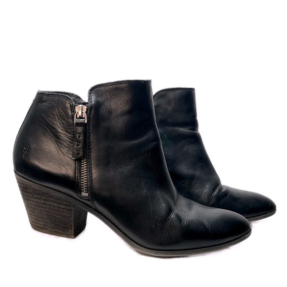 FRYE Judith Ankle Booties Black Leather Double Zip Size 10 - Picture 1 of 14